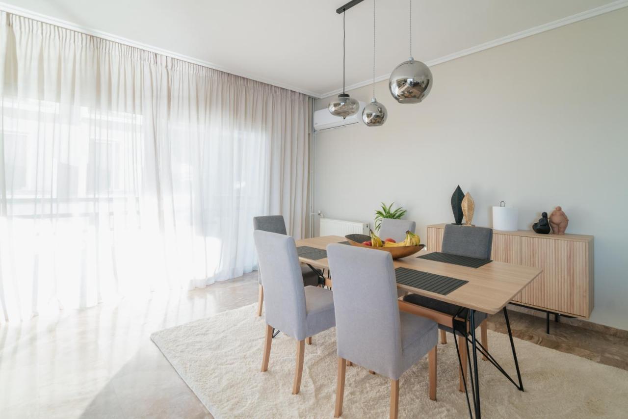 Sea Front Luxury Apartment Patras Exterior photo